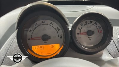 Lot 785 - 2004 SMART ROADSTER 80 AUTO(RHD)