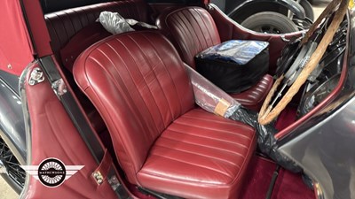 Lot 440 - 1935 AC DHC