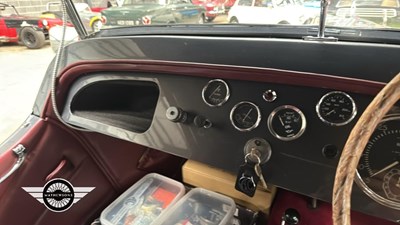 Lot 440 - 1935 AC DHC