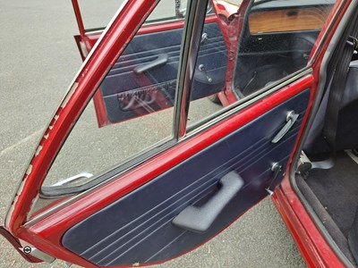 Lot 42 - 1973 WOLSELEY 1300