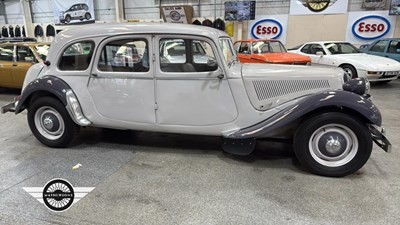 Lot 768 - 1953 CITROEN TRACTION AVANT FAMILIALE
