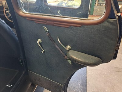 Lot 80 - 1951 FORD V8 PILOT