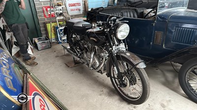 Lot 402 - 1952 VINCENT