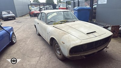 Lot 468 - 1964 ALFA ROMEO 2600 SPRINT