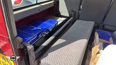 Lot 650 - 1995 LAND ROVER 110 DEFENDER COUNTY SWTDI