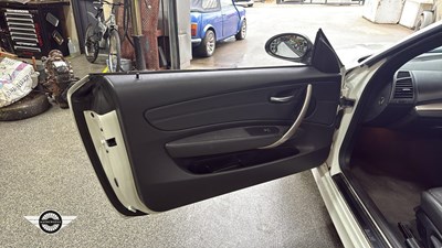 Lot 856 - 2009 BMW 120I SE