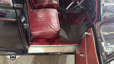 Lot 854 - 1958 MORRIS MINOR