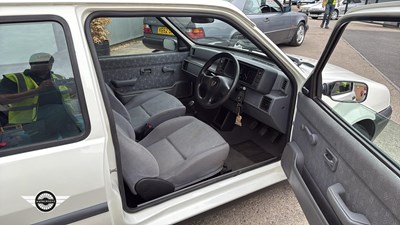 Lot 660 - 1995 ROVER 111I