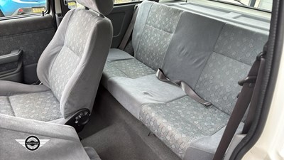 Lot 660 - 1995 ROVER 111I
