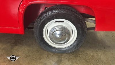 Lot 628 - 1961 VAUXHALL VICTOR DELUXE