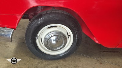 Lot 628 - 1961 VAUXHALL VICTOR DELUXE