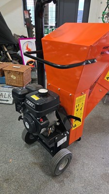 Lot 27 - ECHO BEAR SC3265 PETROL WOOD CHIPPER
