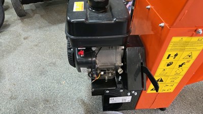 Lot 27 - ECHO BEAR SC3265 PETROL WOOD CHIPPER