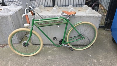 Lot 567 - AMERICAN STYLE TRACK RACER BICYCLE