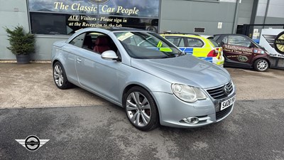 Lot 184 - 2008 VOLKSWAGEN EOS SPORT T FSI A