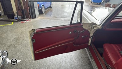 Lot 732 - 1965 MERCEDES