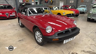 Lot 390 - 1977 MG MGB