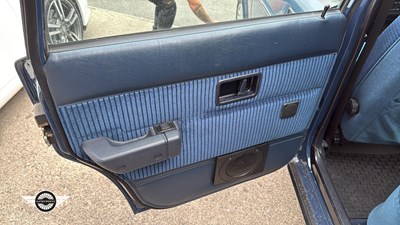 Lot 368 - 1993 VOLVO 240 SE AUTO