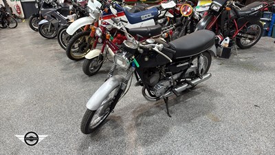 Lot 806 - 1970 SUZUKI