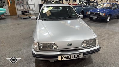 Lot 76 - 1993 FORD SIERRA AZURA