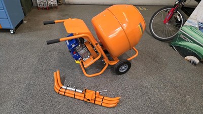 Lot 557 - 3HP PETROL CEMENT MIXER IN NEW CONDITION