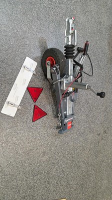 Lot 291 - CARATOW TOWING A FRAME