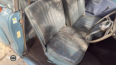 Lot 648 - 1956 AUSTIN A40