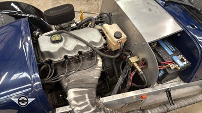 Lot 438 - 2004 LUEGO VELOCITY XT