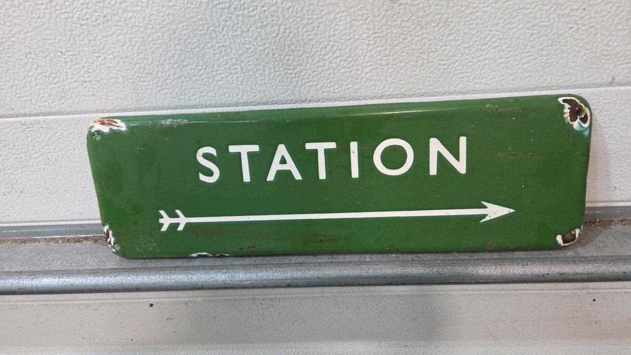 Lot 29 - RAILWAY STATION ENAMEL SIGN 18" X 6"