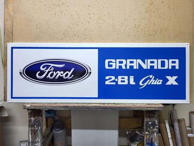 Lot 263 - FORD GRANADA 2.8i GHIA X WOODEN SIGN 48" X 16"