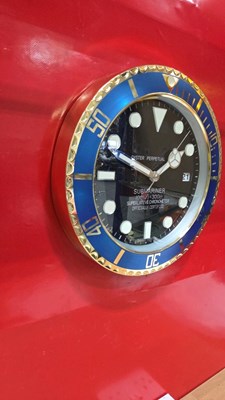 Lot 61 - ROLEX STYLE SUBMARINER WALL CLOCK