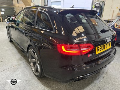 Lot 527 - 2014 AUDI RS4 FSI QUATTRO AUTO