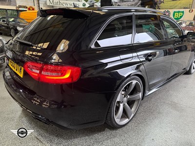 Lot 527 - 2014 AUDI RS4 FSI QUATTRO AUTO