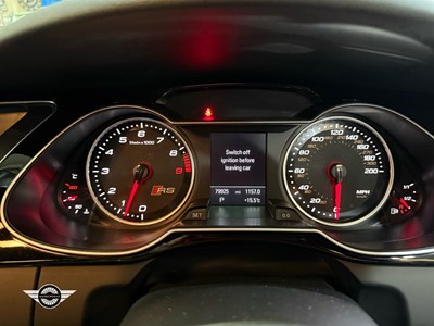 Lot 527 - 2014 AUDI RS4 FSI QUATTRO AUTO