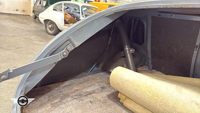 Lot 498 - 1954 AUSTIN A40