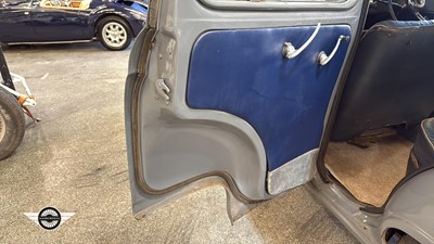 Lot 498 - 1954 AUSTIN A40