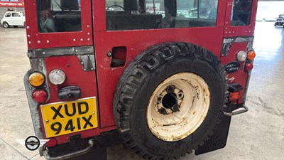 Lot 320 - 1982 LAND ROVER 109" - 4 CYL