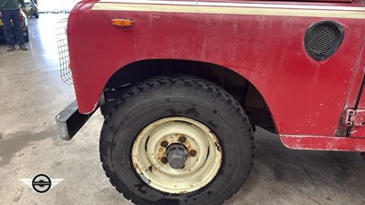 Lot 320 - 1982 LAND ROVER 109" - 4 CYL