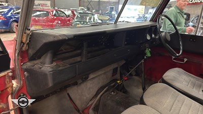 Lot 320 - 1982 LAND ROVER 109" - 4 CYL
