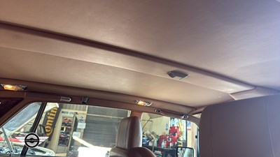 Lot 323 - 1995 BENTLEY TURBO R AUTO