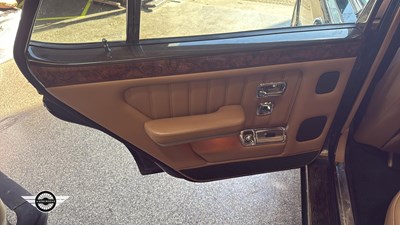 Lot 323 - 1995 BENTLEY TURBO R AUTO