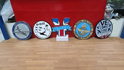 Lot 208 - 5 CAST REPRO WW2 STYLE SIGNS