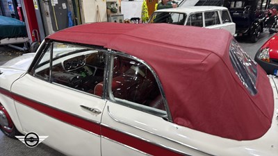 Lot 668 - 1961 SINGER