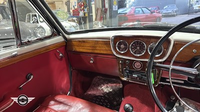Lot 668 - 1961 SINGER