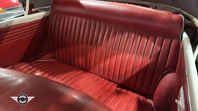 Lot 668 - 1961 SINGER
