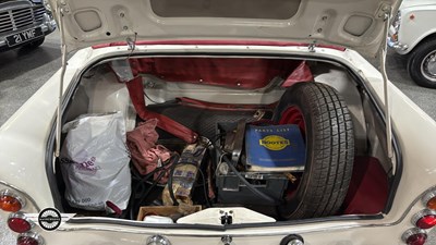 Lot 668 - 1961 SINGER