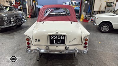 Lot 668 - 1961 SINGER