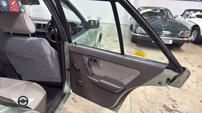 Lot 420 - 1988 NISSAN BLUEBIRD LXD DIESEL