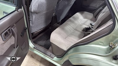Lot 420 - 1988 NISSAN BLUEBIRD LXD DIESEL