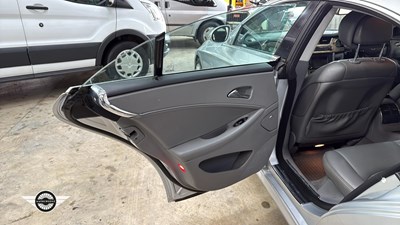Lot 582 - 2007 MERCEDES CLS 320 CDI AUTO